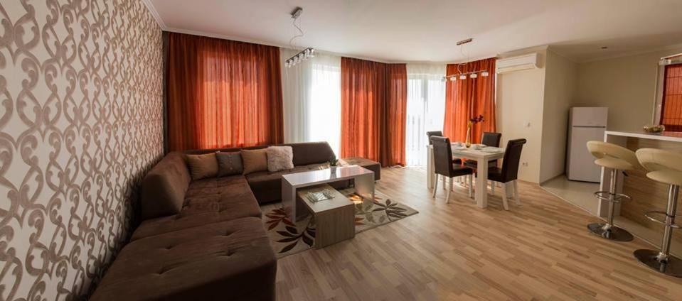 Vello Apartments 比亚拉 外观 照片